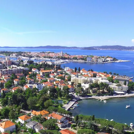 Maras-1 By Interhome * 迪可罗