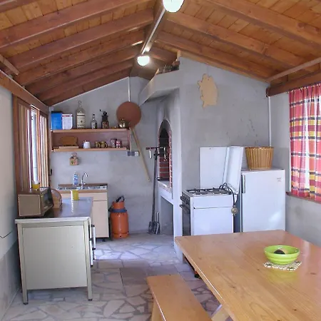 Maras-1 By Interhome