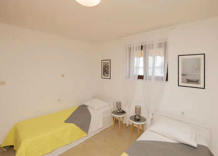 Appartamento Maras-1 By Interhome *