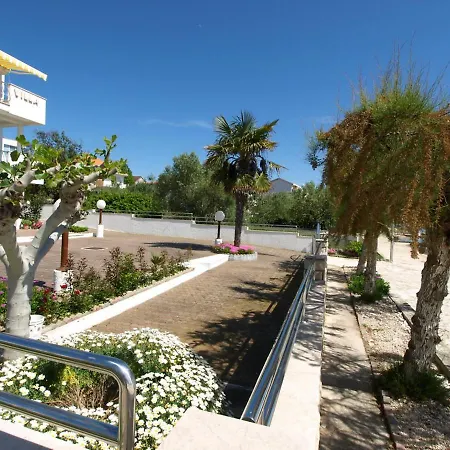 아파트 Maras-1 By Interhome