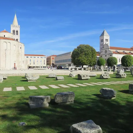 Maras-1 By Interhome