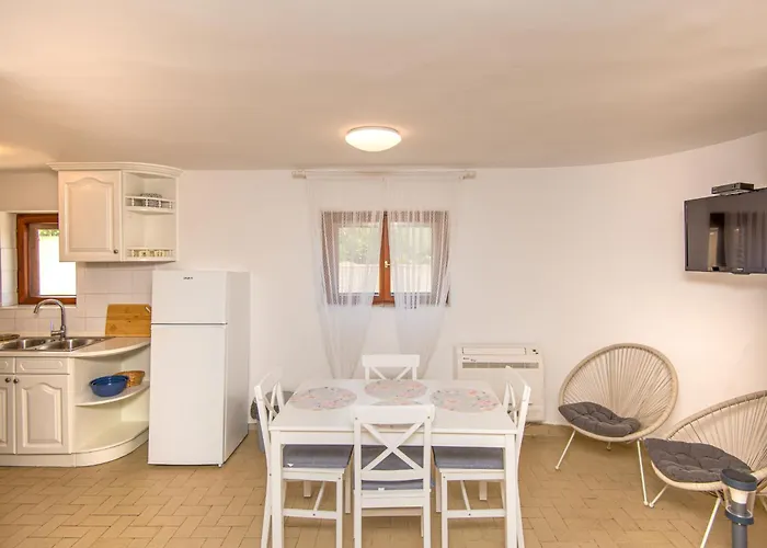 Maras-1 By Interhome Diklo